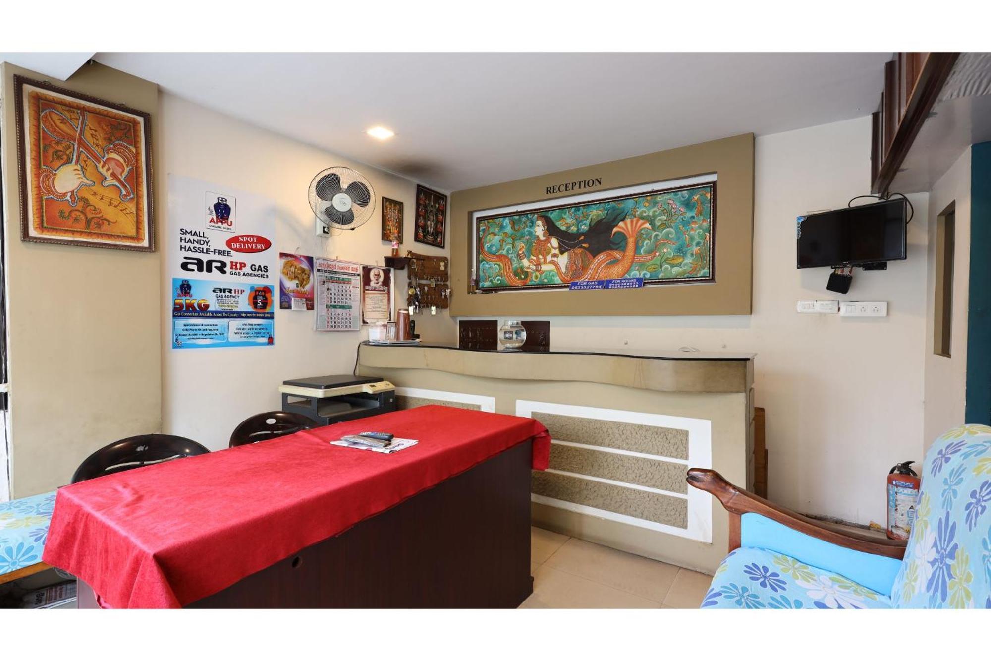 מלון Thrissur Collection O Ar Square מראה חיצוני תמונה